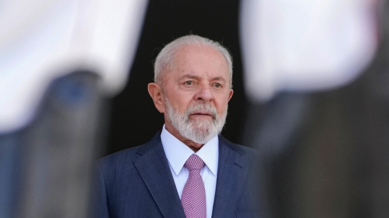 Байден считал необходимым "уничтожить Россию", заявил Лула да Силва