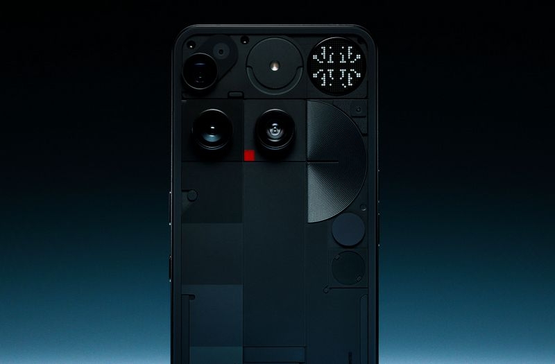 Nothing представила флагманский Phone (3) с матричным экраном и четвёркой 50-Мп камер за $800