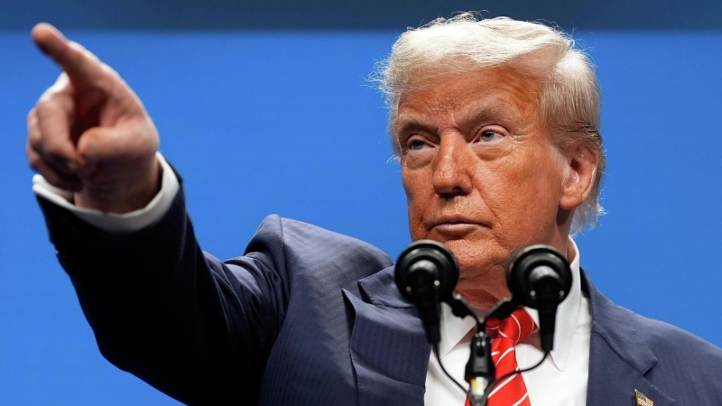 Журналистка рассказала о просьбе Трампа по поводу жены Макрона