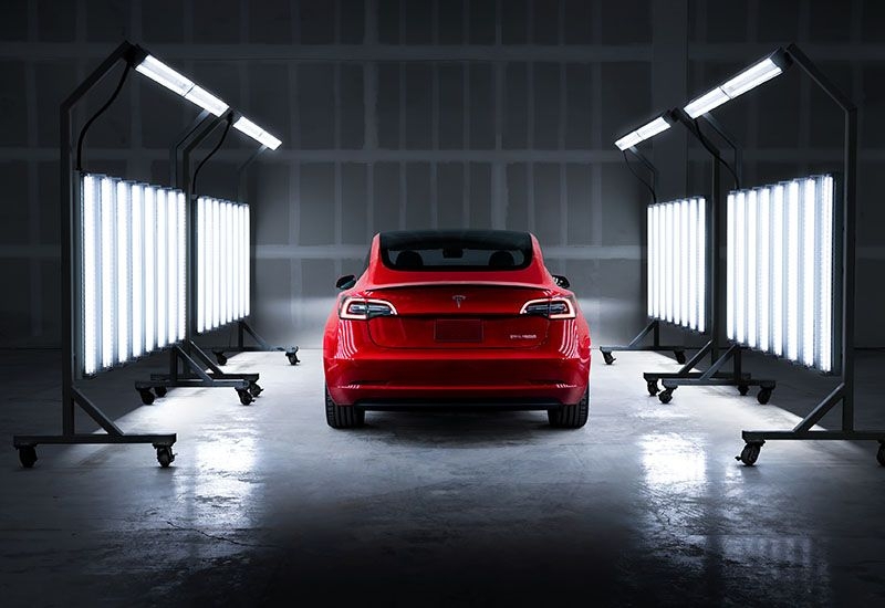 Продажи электромобилей Tesla в Европе стремительно падают уже седьмой месяц подряд
