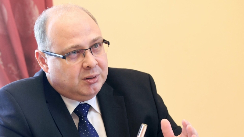 Швеция затягивает конфликт, накачивая Киев деньгами, заявил посол