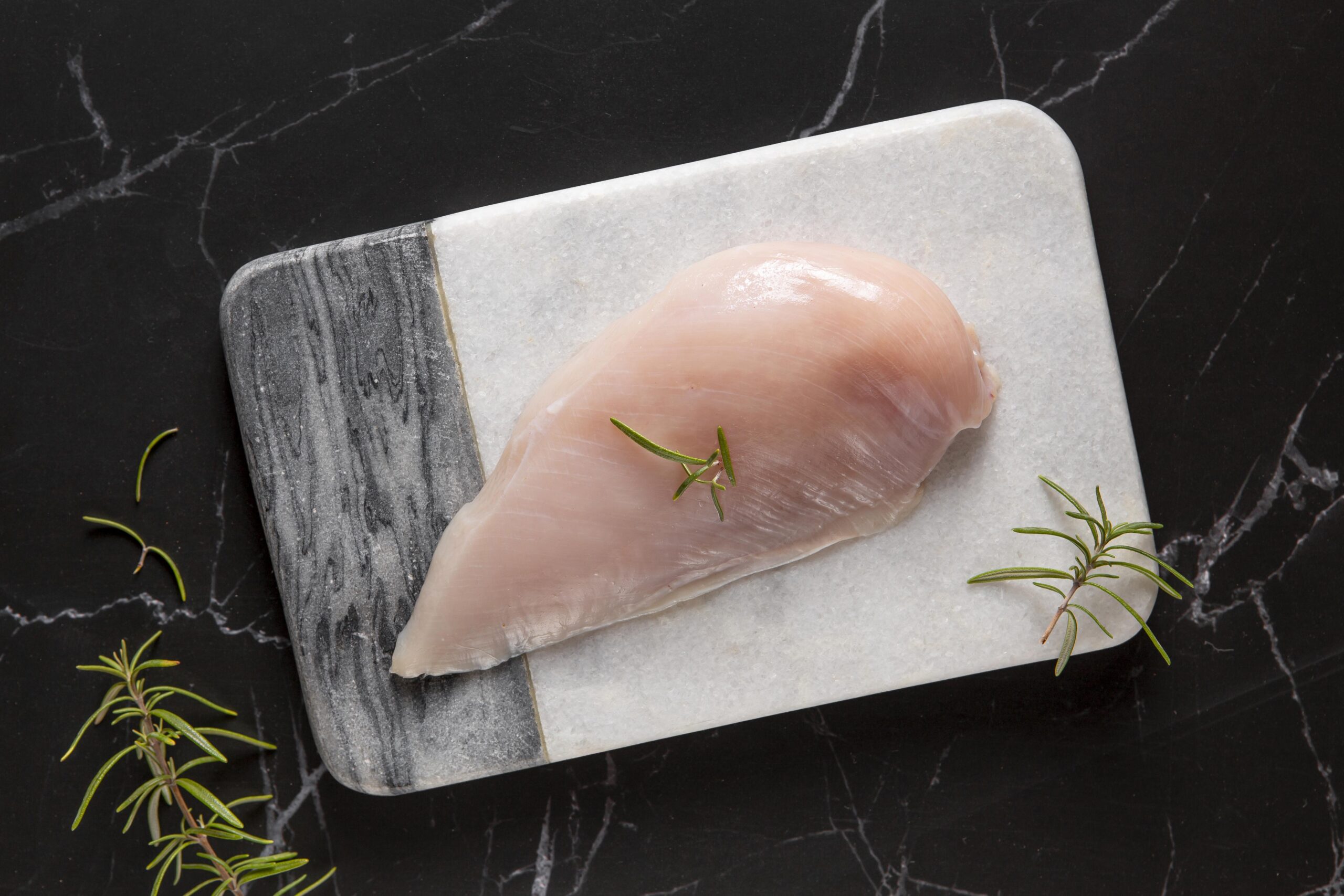 Как вкусно приготовить филе куриной грудки: простые и сочные рецепты