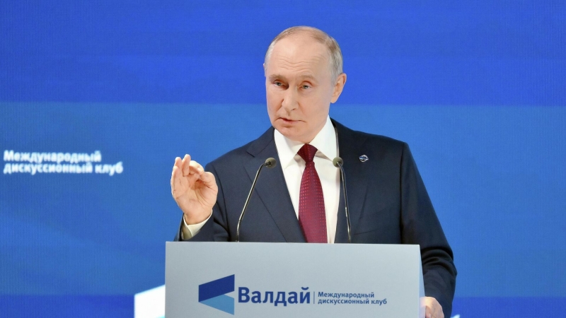В Европе набирают обороты национально ориентированные силы, заявил Путин