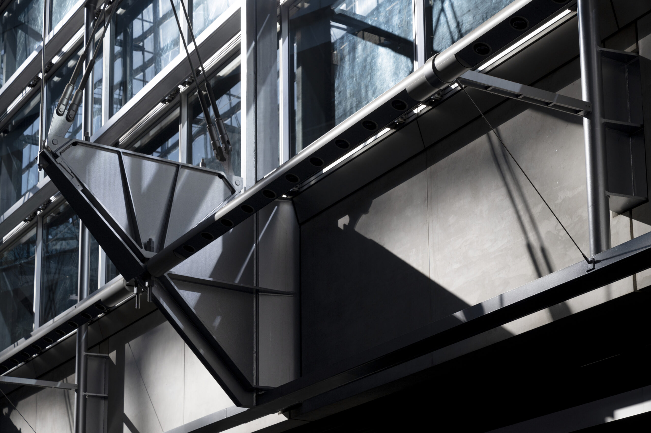 Изготовление и монтаж металлоконструкций любой сложности