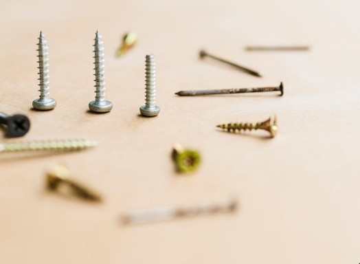 Мебельный крепеж: надёжность, точность и стиль в каждой детали