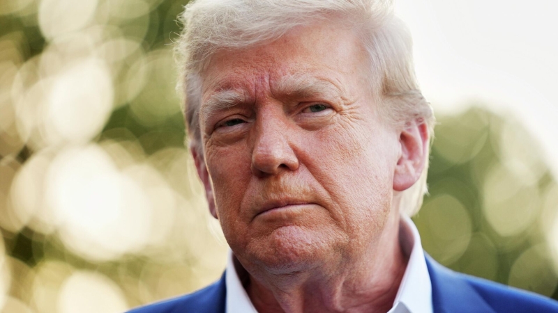 СМИ узнали, что швейцарские миллиардеры подарили Трампу