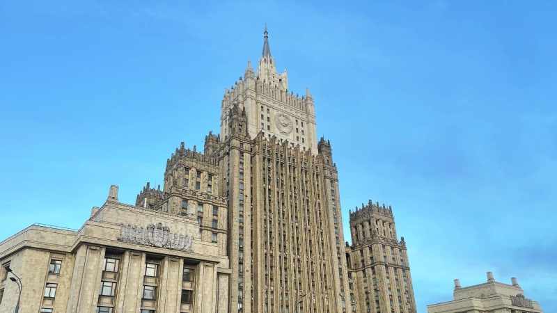 В МИД назвали слова Уитакера о российских активах неуместными